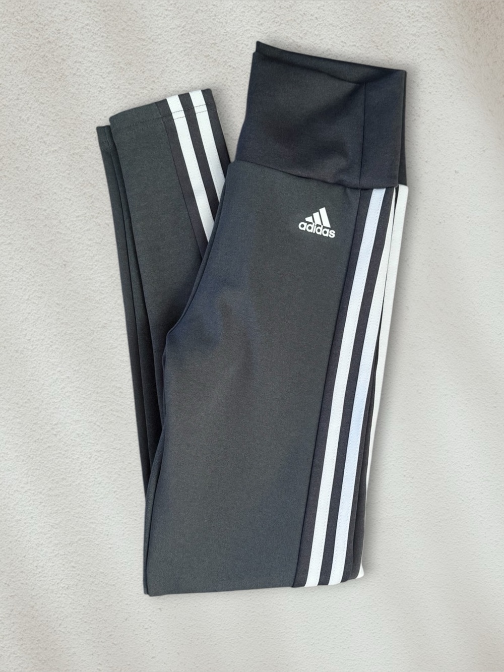 Adidas Training Essential 3 Stripe 7/8 Aeroready leggings in Grey XS NWOT